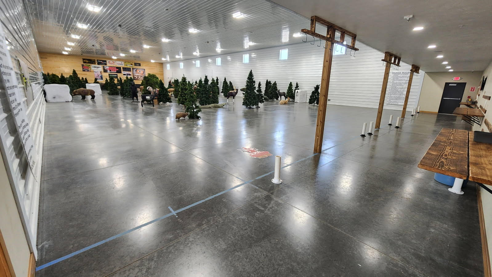 3D range with tree and deer targets